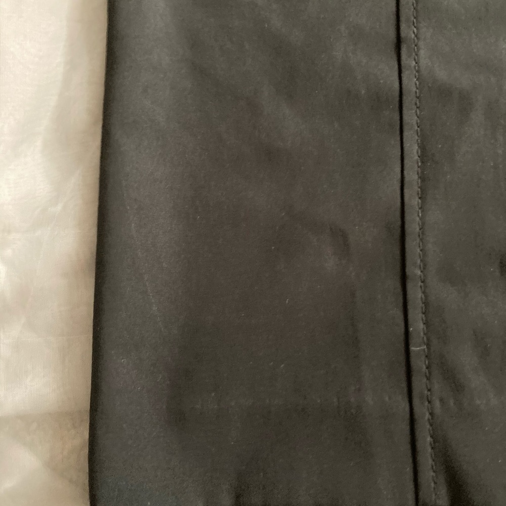 Black skirt - Picture 4 of 11
